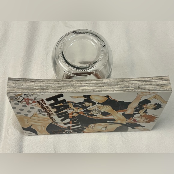 Haikyuu!! Manga Volumes 1 and 2 Paperback Books by Haruichi Furudate - Picture 14 of 16